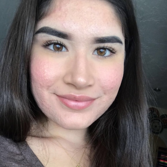 Meet your Posher, Dennise - Picture 1 of 1